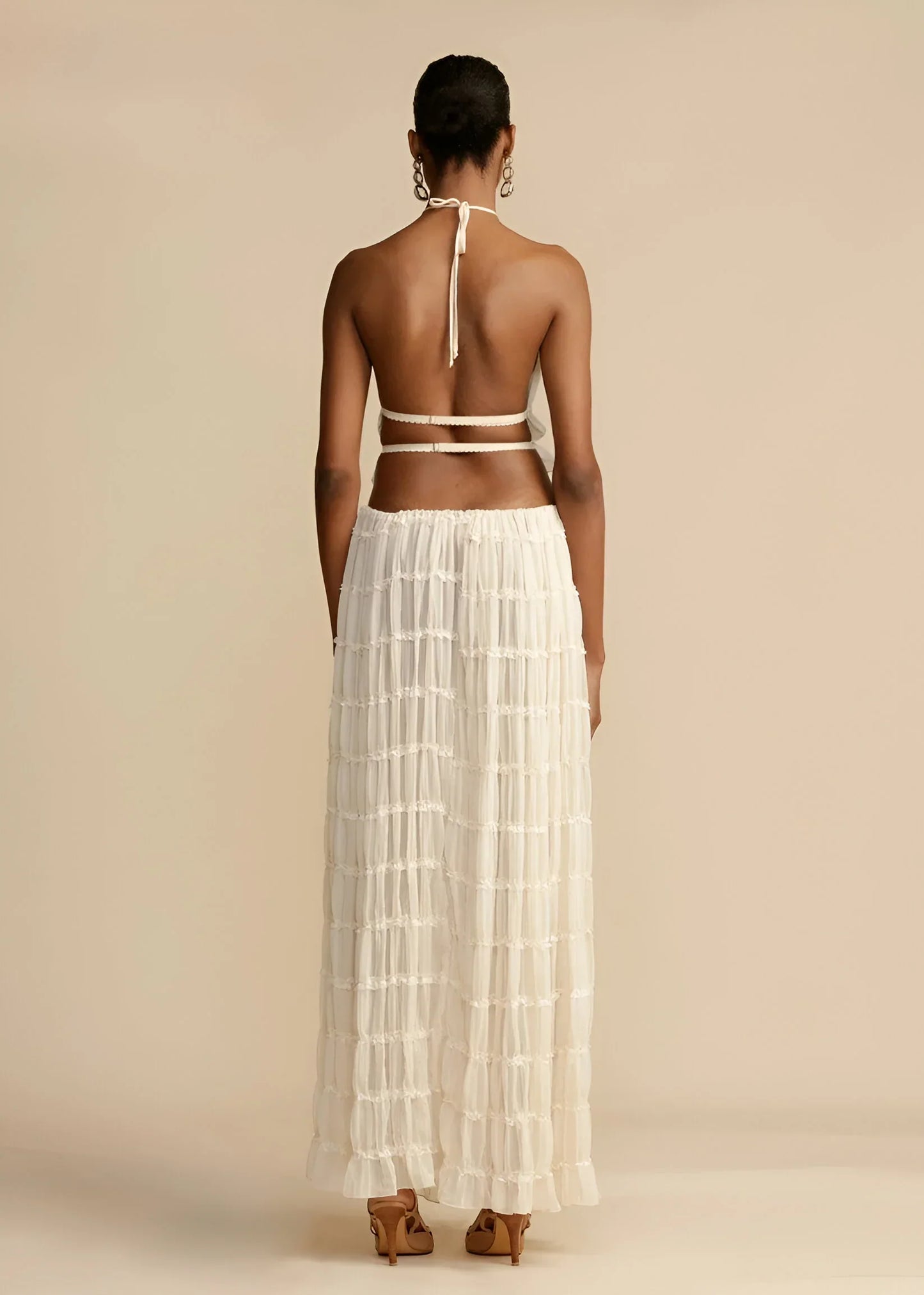 Leonie | Conjunto de top con cuello halter y falda