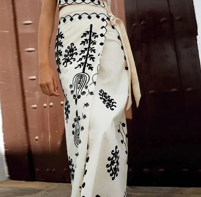 Michaela | Conjunto compuesto por top y falda larga