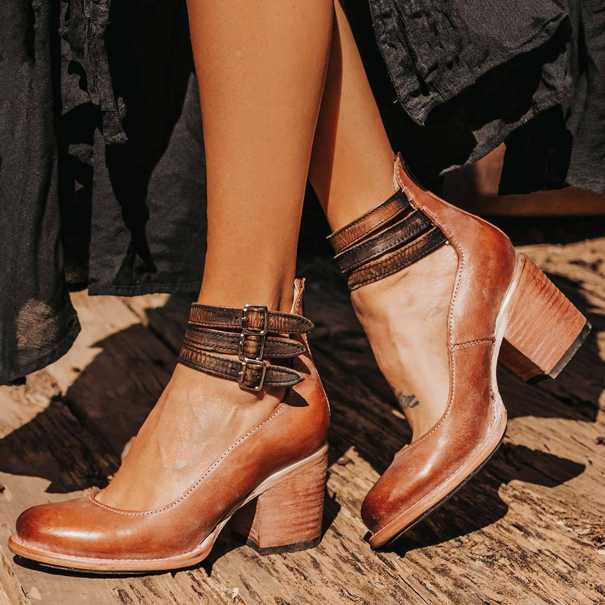 Montserrat | Zapatos elegantes broche