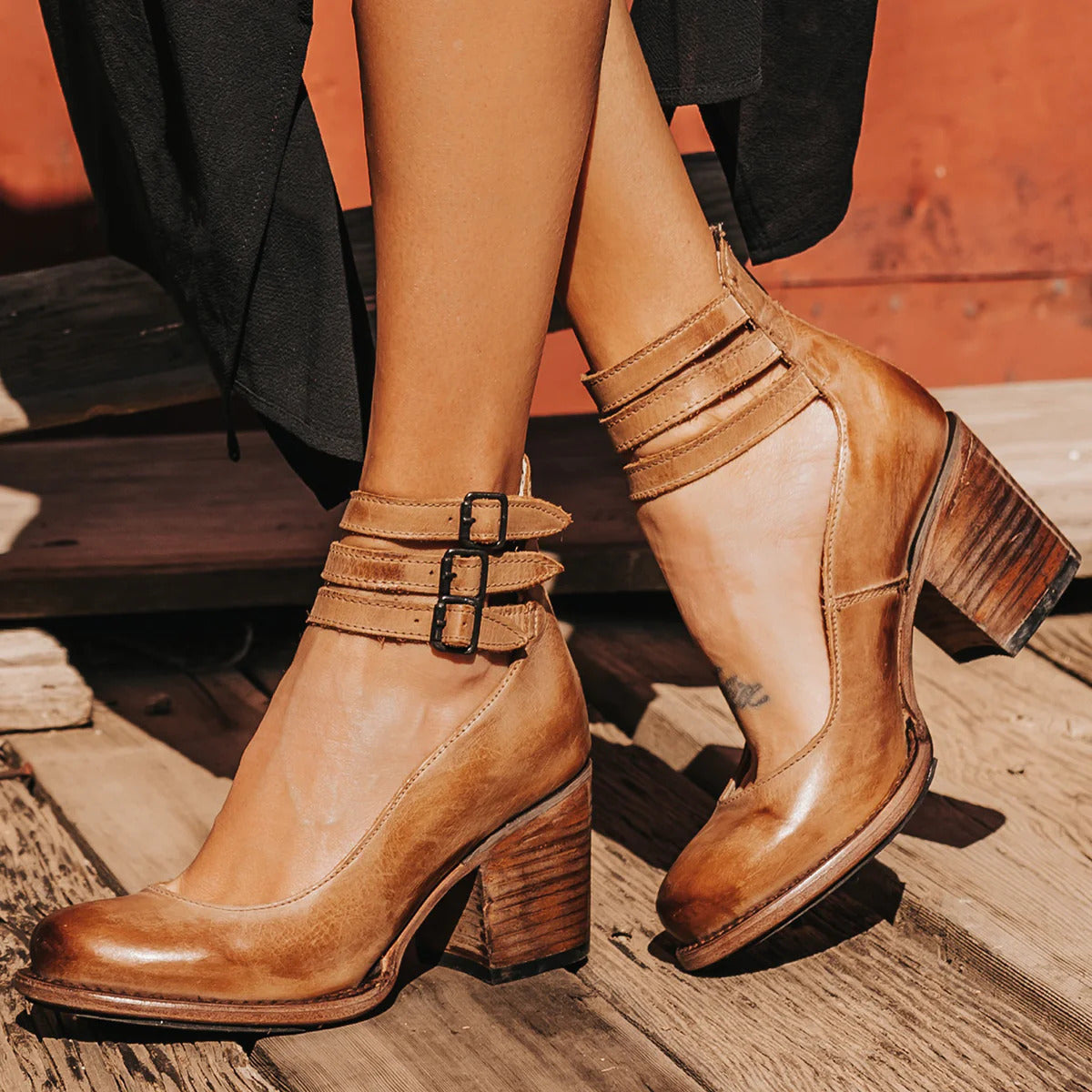 Montserrat | Zapatos elegantes broche