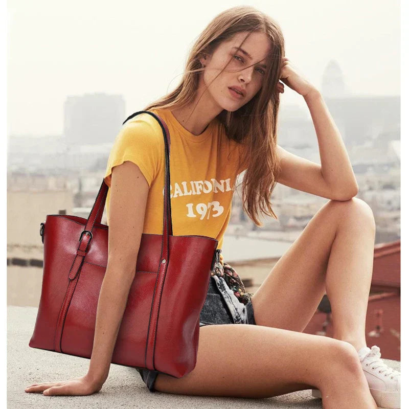 Chiara | Bolso de mano de cuero de lujo