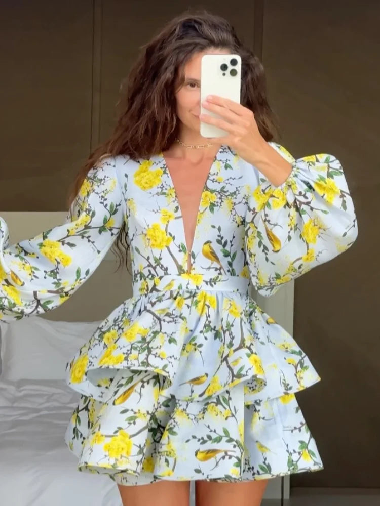 Isabella | Elegante vestido con volantes y mangas abullonadas