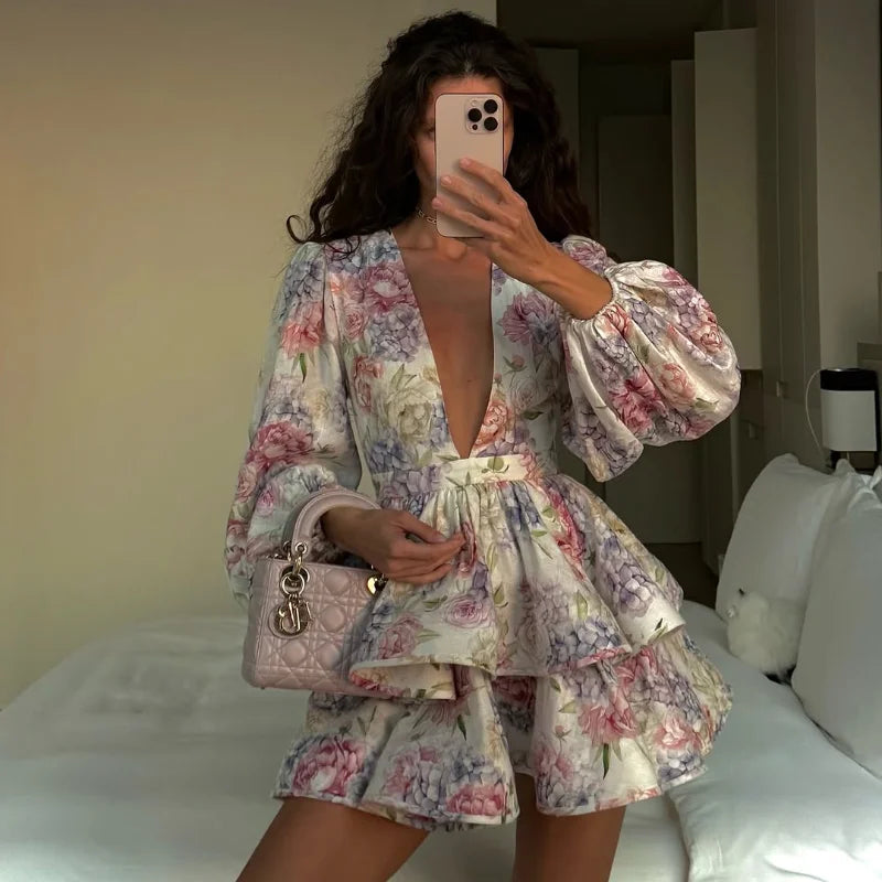 Isabella | Elegante vestido con volantes y mangas abullonadas