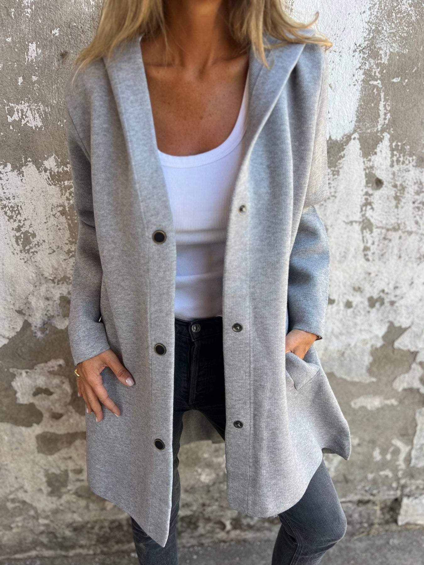 Elisa | Blazer informal de una sola botonadura con capucha