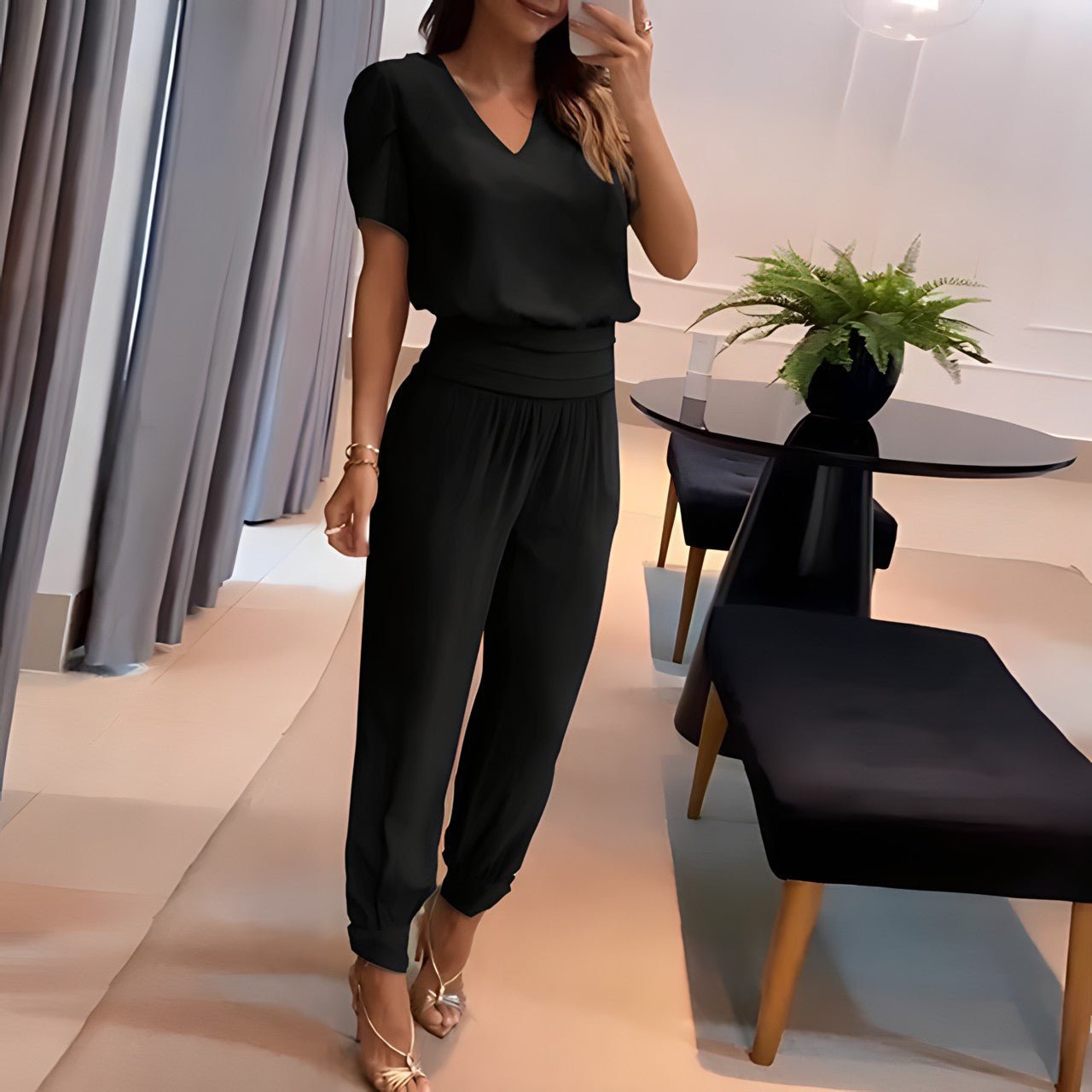 Alexandra | Conjunto moderno con blusa y pantalones