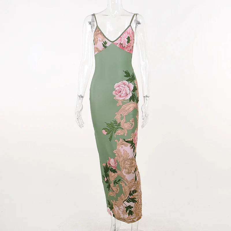 Lianna | Vestido largo con detalles florales en rosa