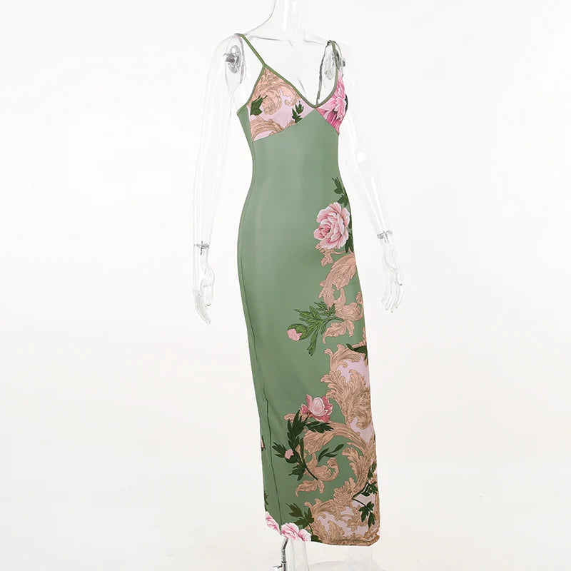 Lianna | Vestido largo con detalles florales en rosa