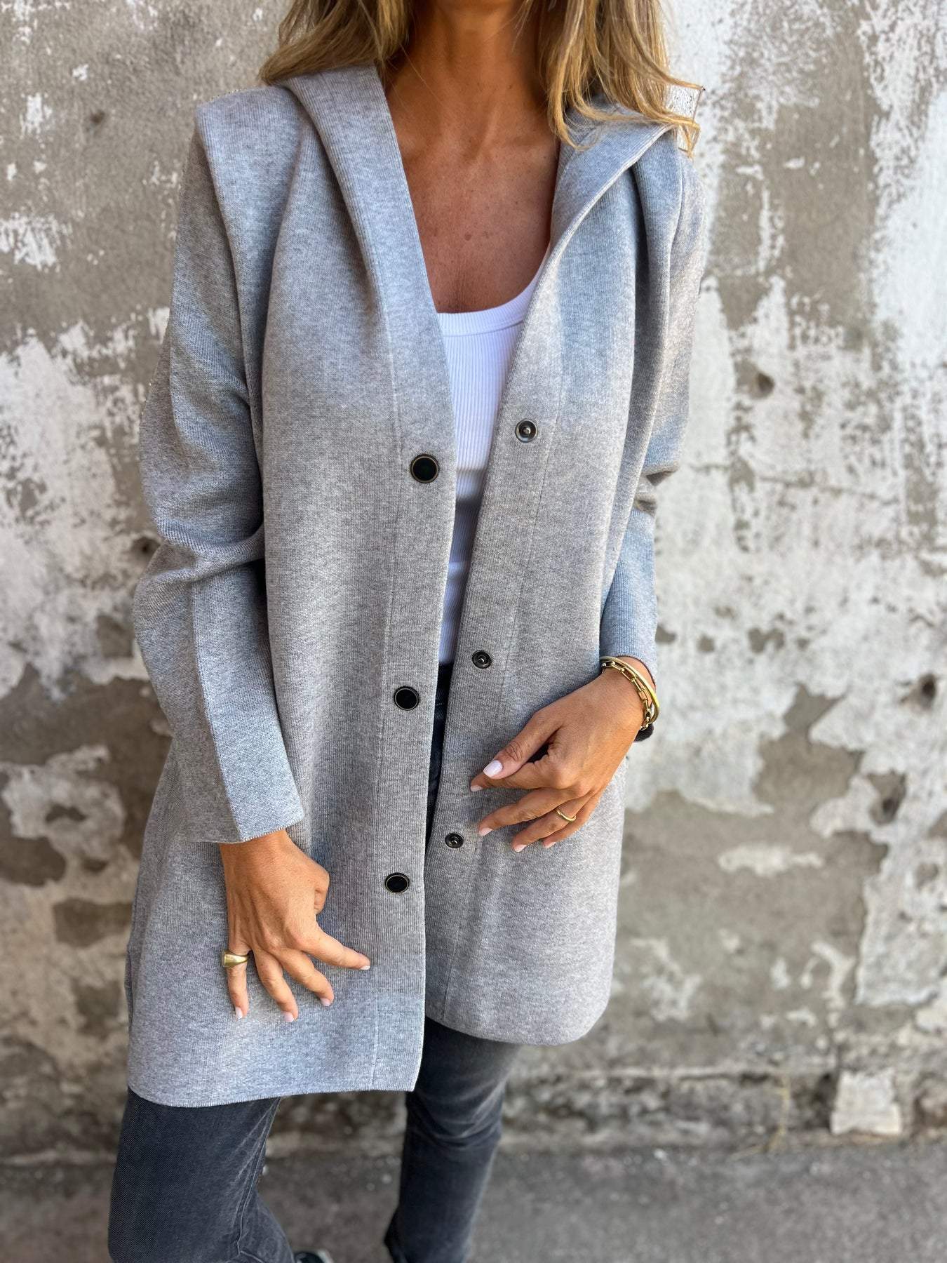 Elisa | Blazer informal de una sola botonadura con capucha