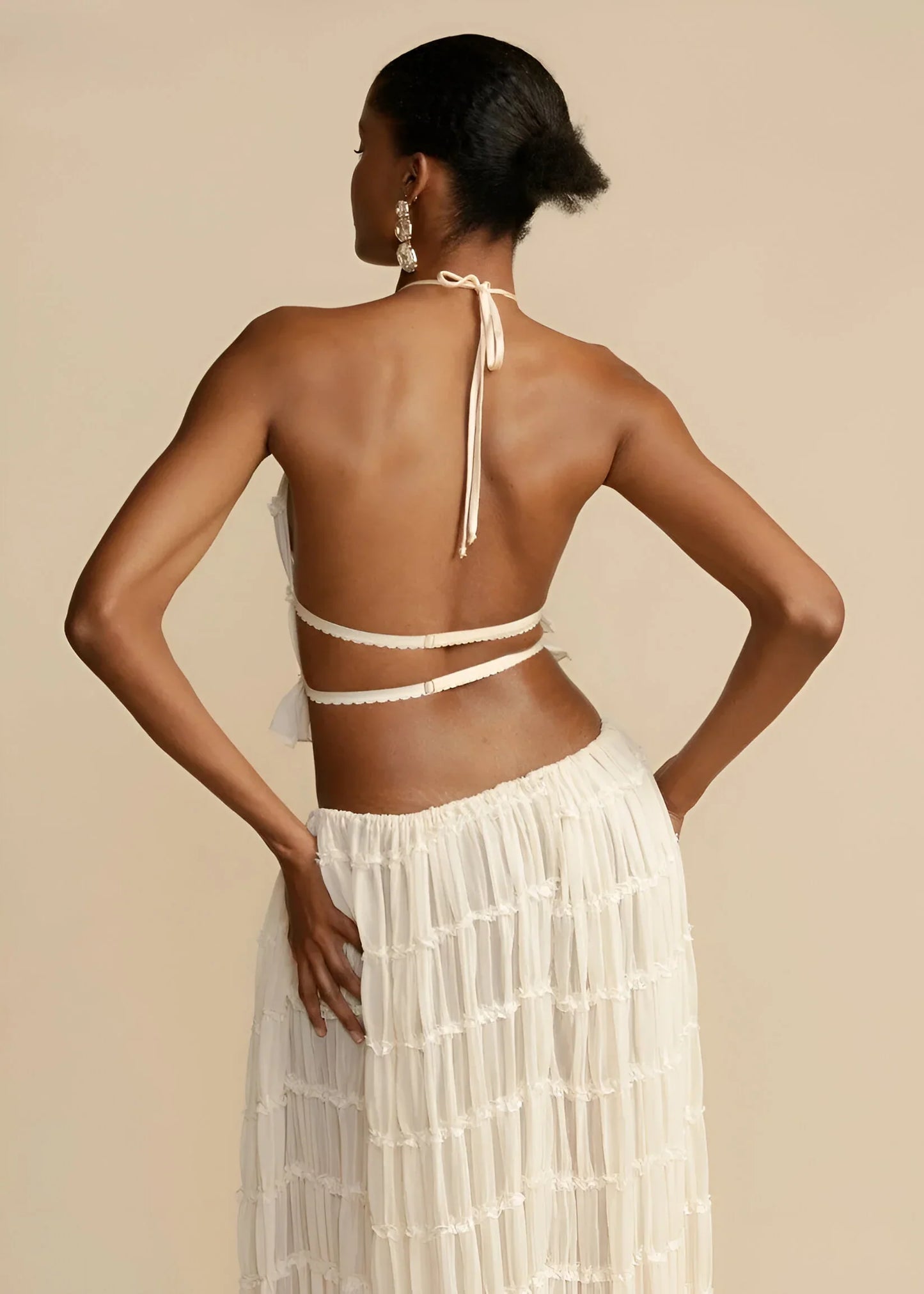 Leonie | Conjunto de top con cuello halter y falda