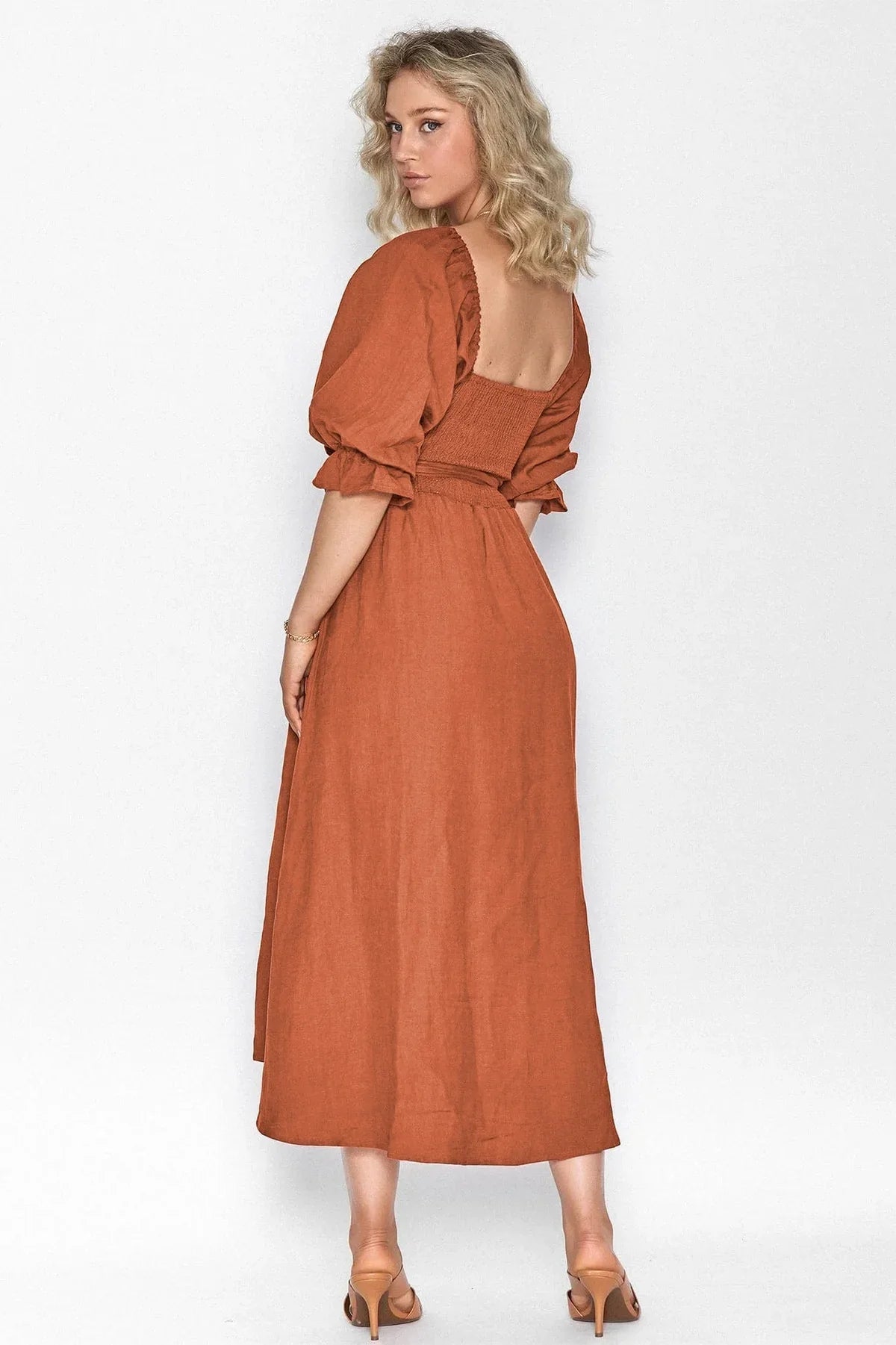 Ophelia | Vestido francés con mangas con volantes