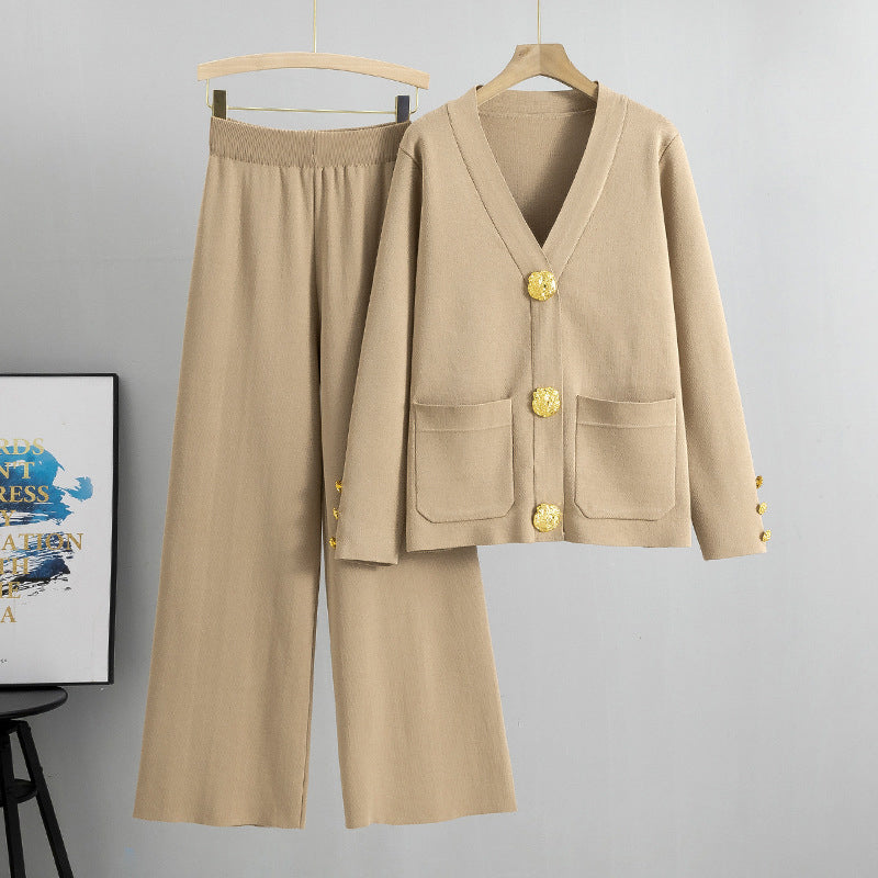 Lieselotte | Conjunto de mujer con jersey abotonado y pantalones anchos