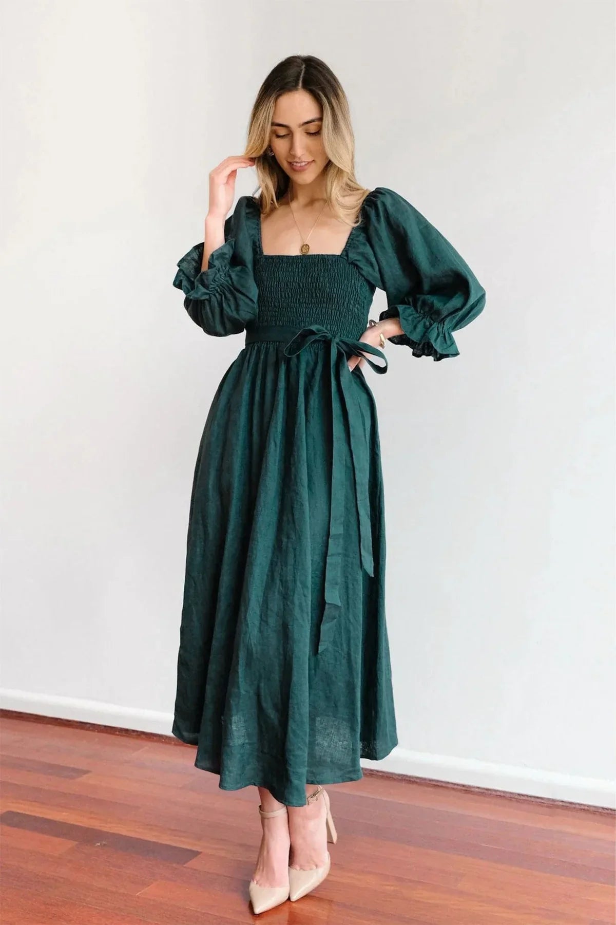 Ophelia | Vestido francés con mangas con volantes